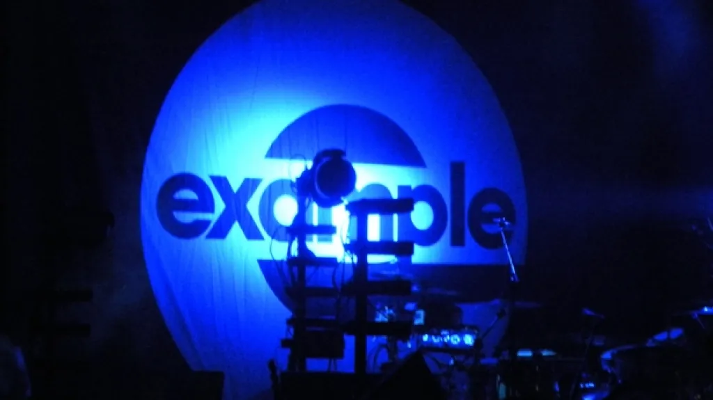 Example v Lucerna Music Baru