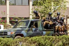 Počet mrtvých po středečním útoku islamistů v Burkina Fasu vystoupal na osmdesát
