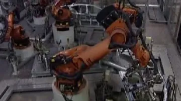 Propad průmyslu pokračuje