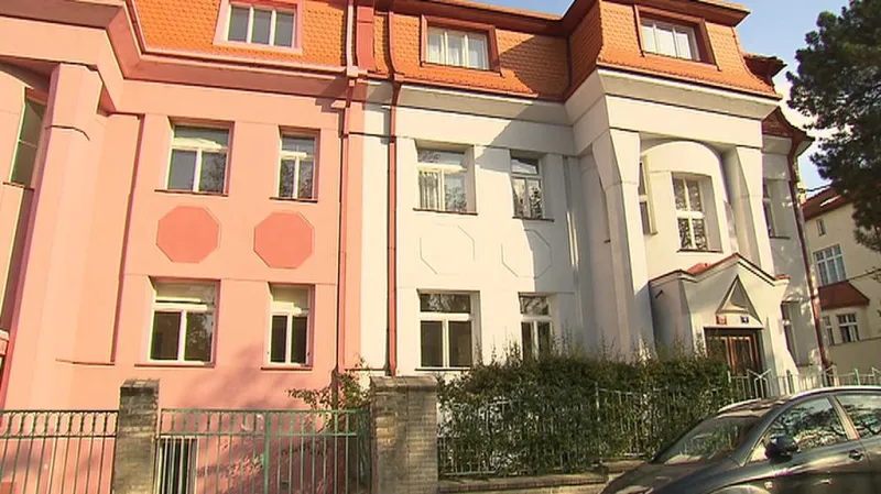 S Kotěrou a jeho žáky po Praze / architekt Josef Gočár