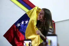 První dáma venezuelské opozice učarovala Trumpovi. Novinářku Rosalesovou vyburcovala smrt otce