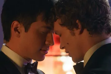 Spalující rivalita o hokejové gay romanci se stala hitem