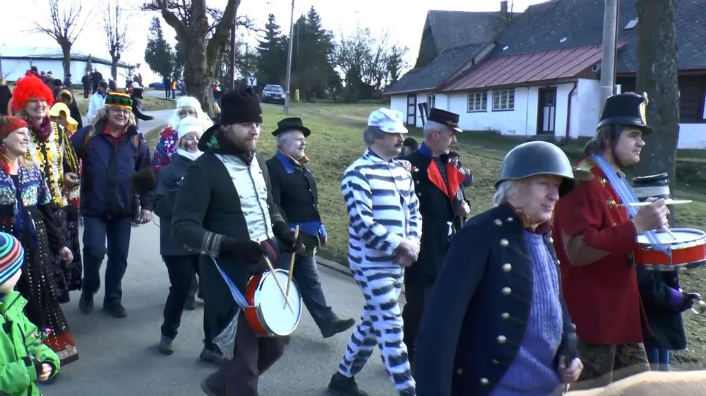 Masopustní průvod masek v Poniklé