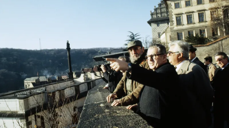 Premiér Lubomír Štrougal s předsedou kubánské vlády Fidelem Castrem, 9. listopadu 1986