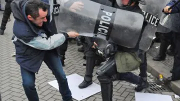 Protivládní demonstrace v Albánii