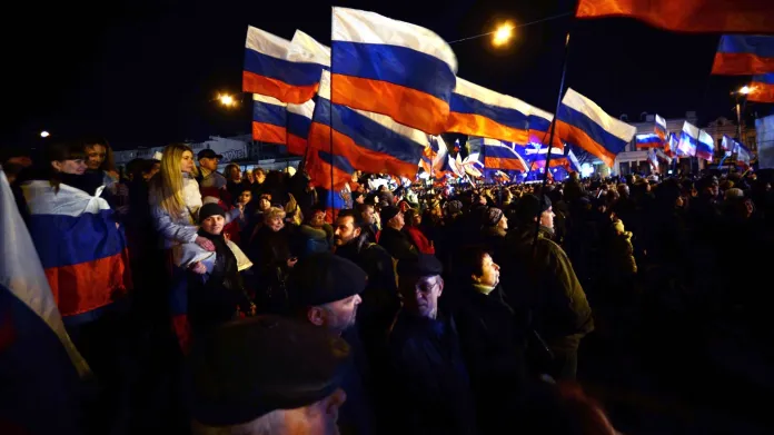 Oslavy výsledků referenda v krymském Simferopolu