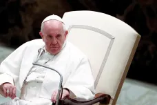 Papež vyzval k míru v Jemenu, lidem popřál naději