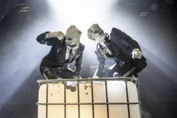 Umělecký vrah Jack staví dům po Trierově filmu i v divadle Komedie