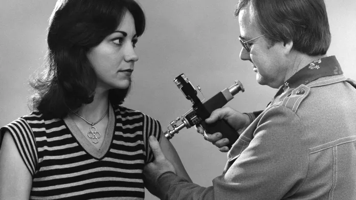 Očkování proti chřipce roku 1976
