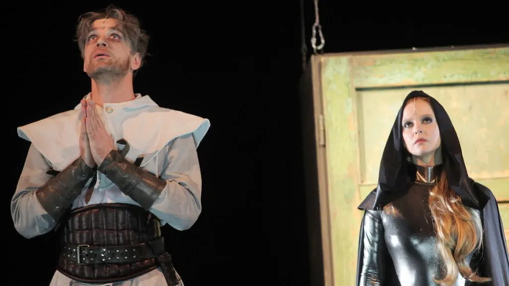 Sedmá pečeť / Pavel Doucek a Klára Apolenářová