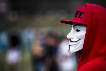 Hradec se hemží rovnými kšilty. Hip Hop Kemp jede