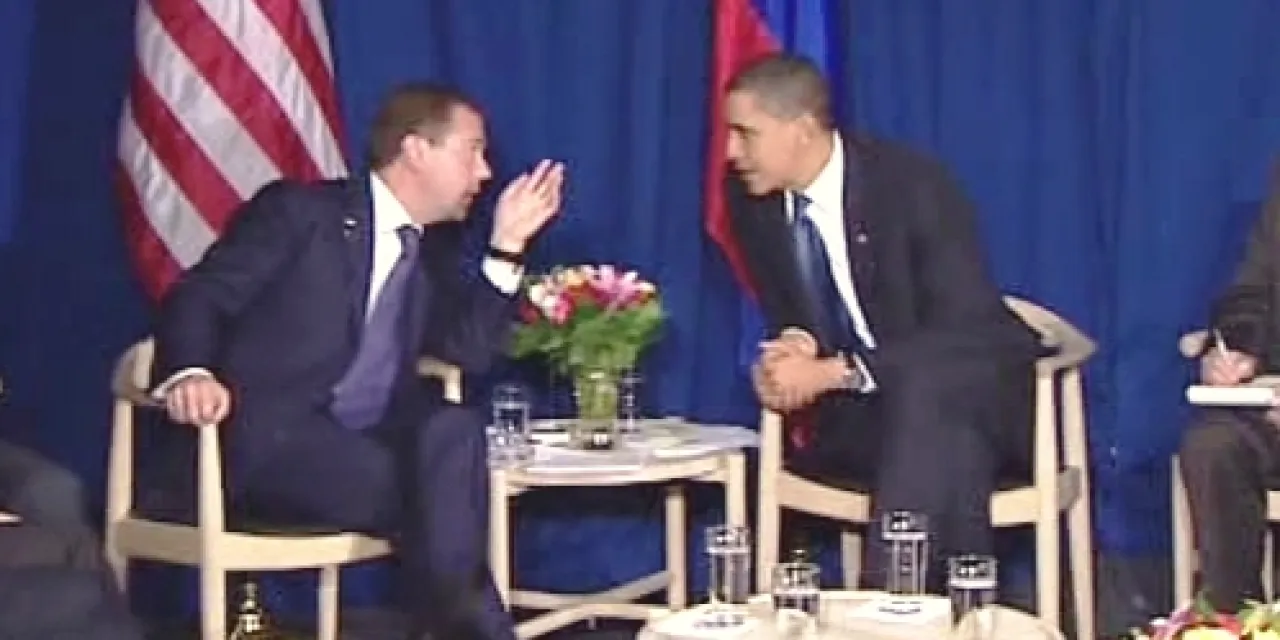 Medveděv: Odzbrojovací smlouva hotova z 95 procent — ČT24 — Česká televize