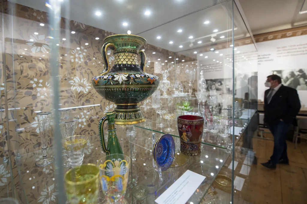 „Chceme, aby to byl maják na Šumavě ve fondu Národního památkového ústavu, někdy s nadsázkou říkáme, ať je Vimperk šumavským Českým Krumlovem,“ řekl ČTK ředitel jihočeských památkářů Petr Pavelec