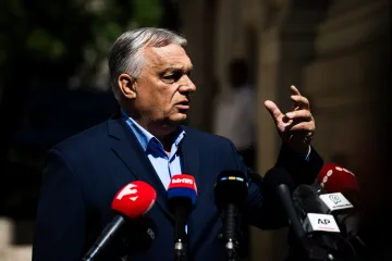 Orbán obvinil maďarskou vládu z potlačování demokracie