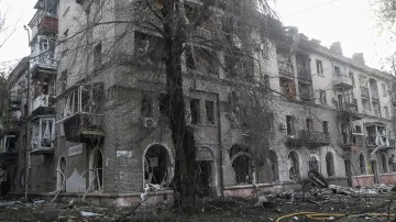 Následky ruského útoku na ukrajinské Dnipro