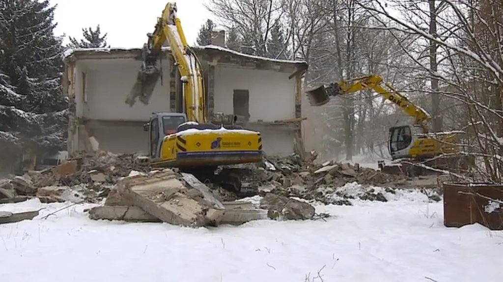 Demolice armádních ubytoven