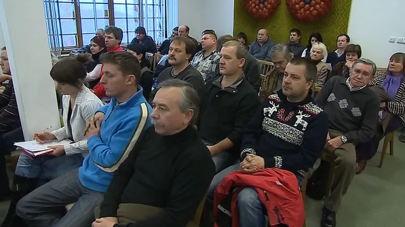 Krhovští se přišli podívat na jednání zastupitelstva ve Val. Meziříčí