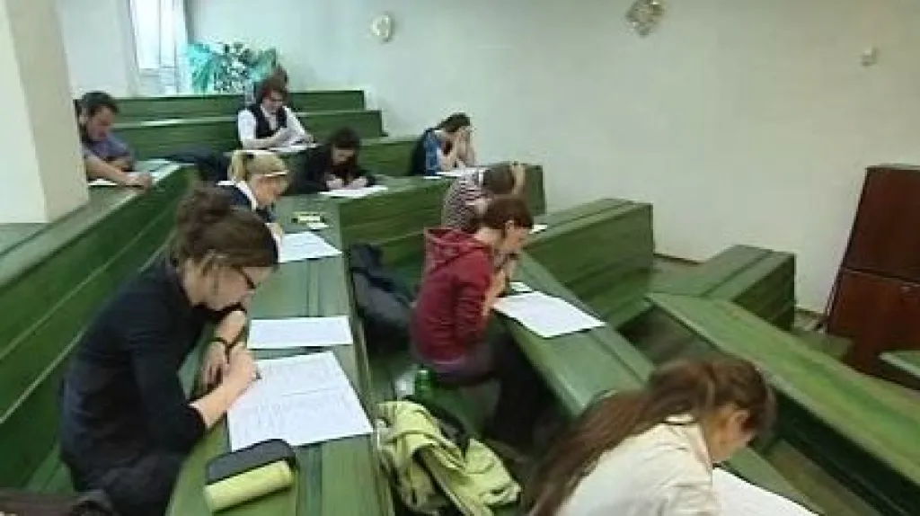 Studenti