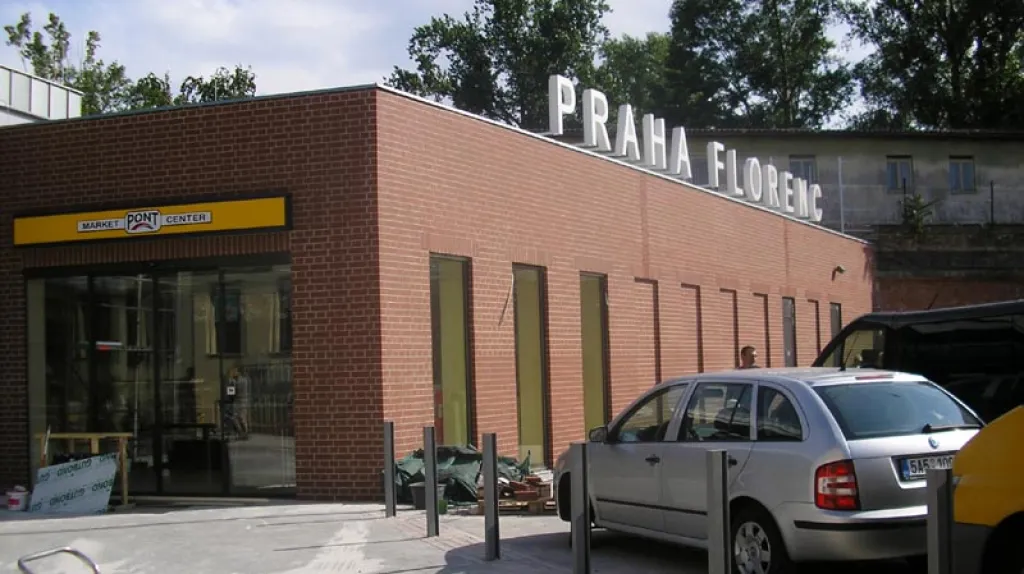 Nová odbavovací hala na Florenci