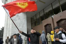 Povolební krize v Kyrgyzstánu se prohlubuje. Hádají se už i tamní opoziční strany