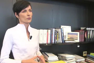 Bradáčová chce prověřit odložení případu reklamy na Čapím hnízdě, píše iRozhlas.cz