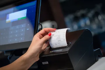 Kontroloři vyrazili do hodinových hotelů. V polovině z nich nedostali účtenku z EET