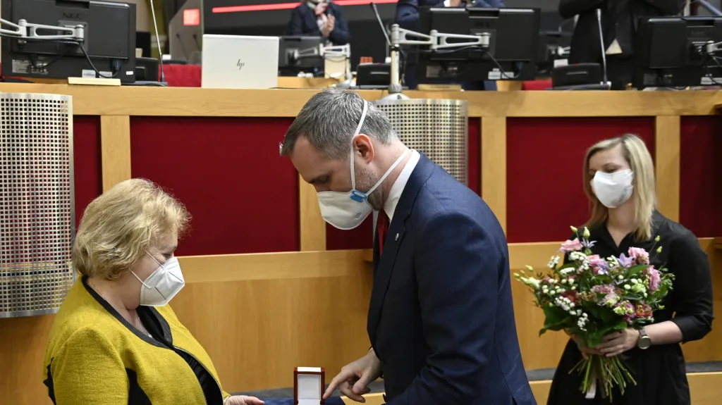 Zdeňka Jágrová na jednání zastupitelstva hlavního města Prahy