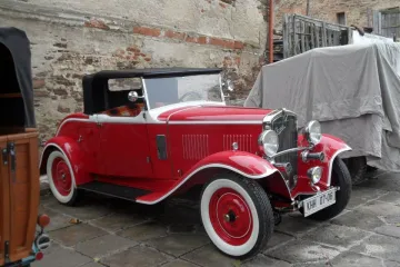 AVÍZO: Farmářské trhy a sraz autoveteránů v Martinicích