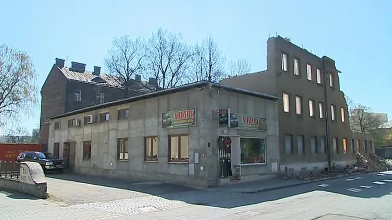 Vzhled Škodovy ulice město netěší