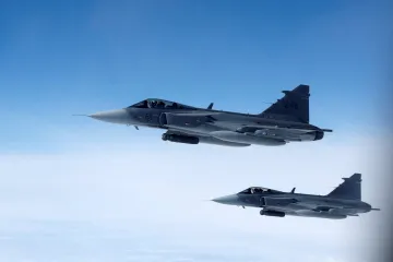 Švédsko předložilo výhodnější nabídku na pronájem gripenů, uvedl resort obrany