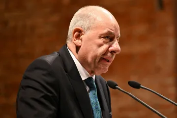 Maďarský prezident podepsal ústavní dodatek, který ukončuje jeho mandát