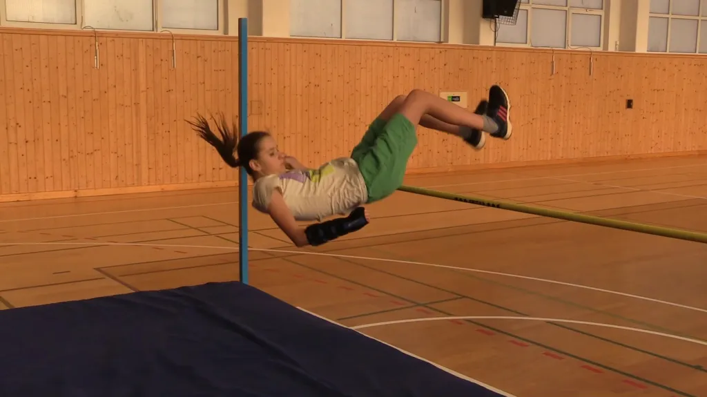 Závod ve skoku vysokém v Okříškách