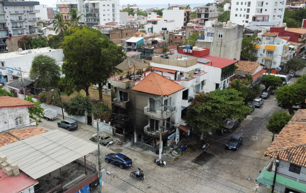 Následky násilí po zatčení šéfa mexického kartelu