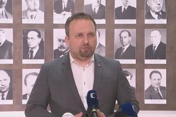 Odbory chtějí probrat důchodovou reformu na další tripartitě. S Jurečkou jednaly o věku odchodu do penze