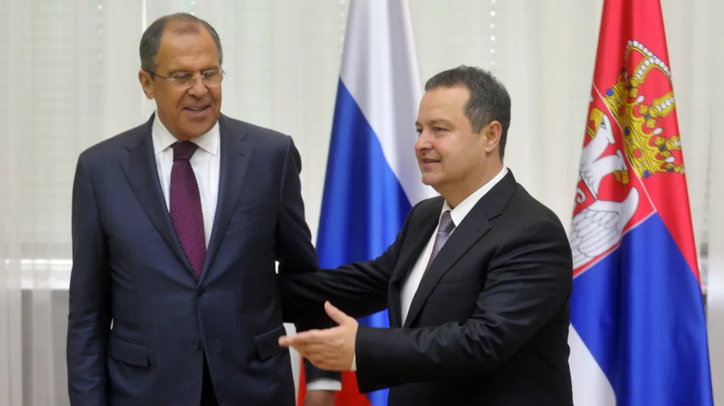 Ruský ministr zahraničí Sergej Lavrov a jeho srbský protějšek Ivica Dačić