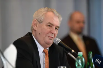 Politici kritizují Zemanova slova o výkupném za unesené Češky 