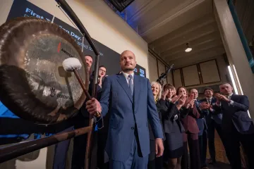 Vstup na burzu udělal ze Strnadovy CSG nejhodnotnější firmu v Česku