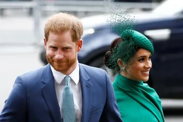 „Říkejte mi prostě Harry.“ Slavný královský pár končí s povinnostmi Windsorů