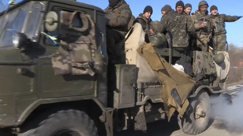 Odjezd ukrajinských vojáků z oblasti Debalceve