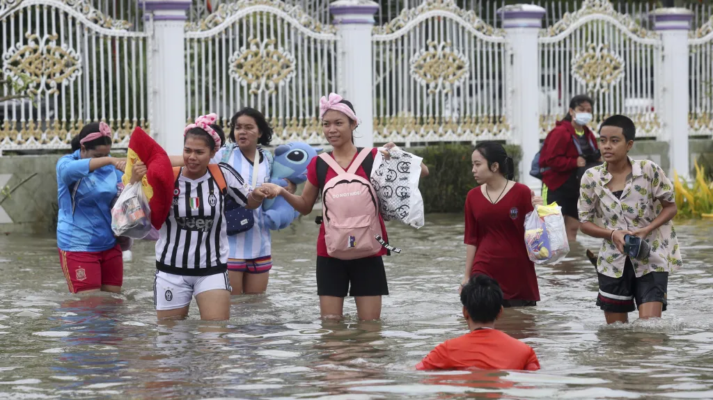 Následky tropické bouře Pabuk