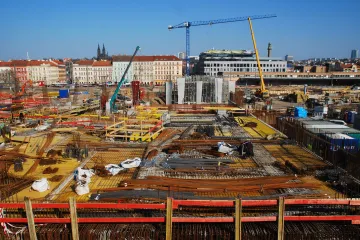 Ekonomika loni rostla předběžně o 2,5 procenta