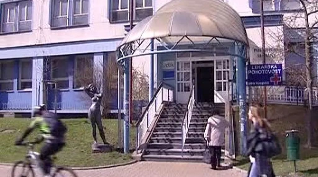 Poliklinika na Slovanech