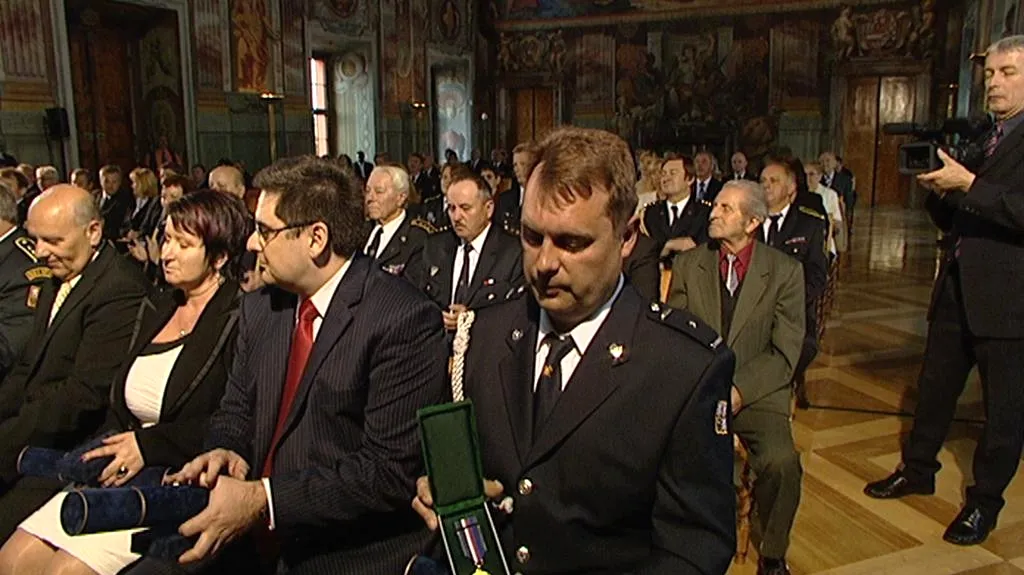 Hasič Miroslav Kropáček dostal medaili za statečnost