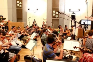 Déčkem bude provázet velkoformátová filmová hudba