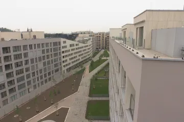 Třetina mladých Čechů nedosáhne na hypotéku. Berou si další úvěry nebo staví z levnějšího materiálu