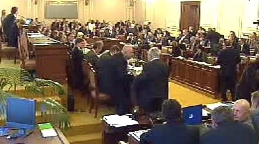 Jednání poslanecké sněmovny