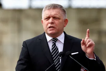 EK vyzvala Slovensko, ať zruší dvojí ceny nafty. Fico ji za to kritizoval