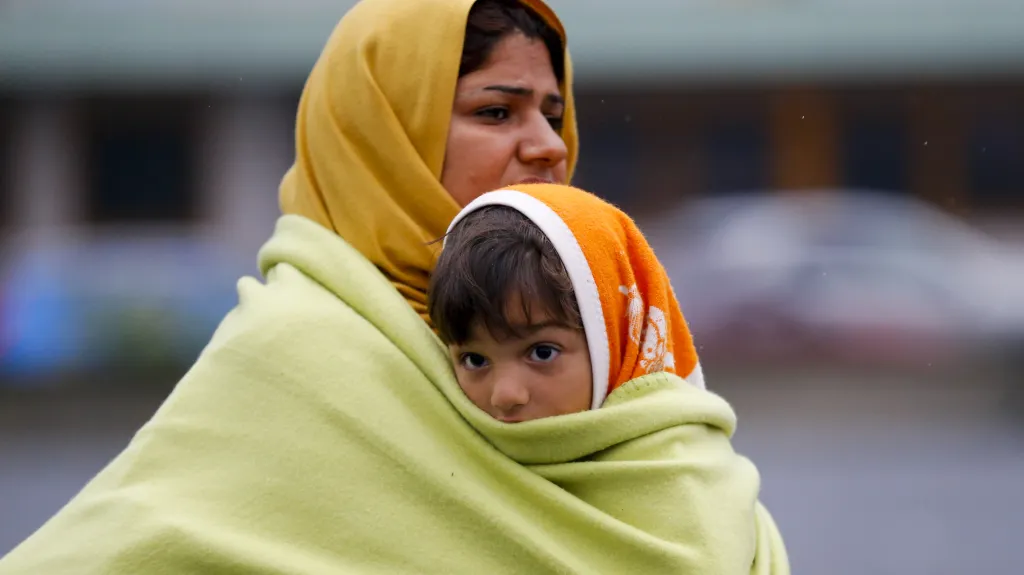 Migranti mohou odcházet do Rakouska a Německa