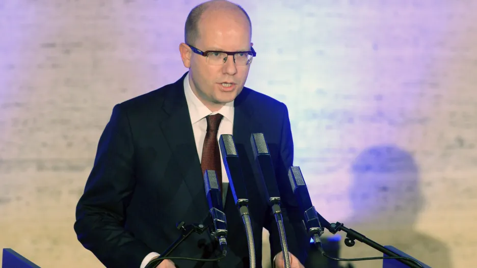 Bohuslav Sobotka na shromáždění k oslavám výročí listopadu 1989