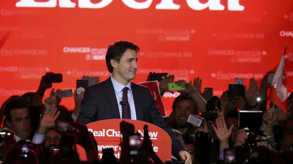 Justin Trudeau slaví volební vítězství